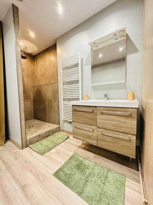 Au Coeur De Bruyeres Apartment Ngoại thất bức ảnh